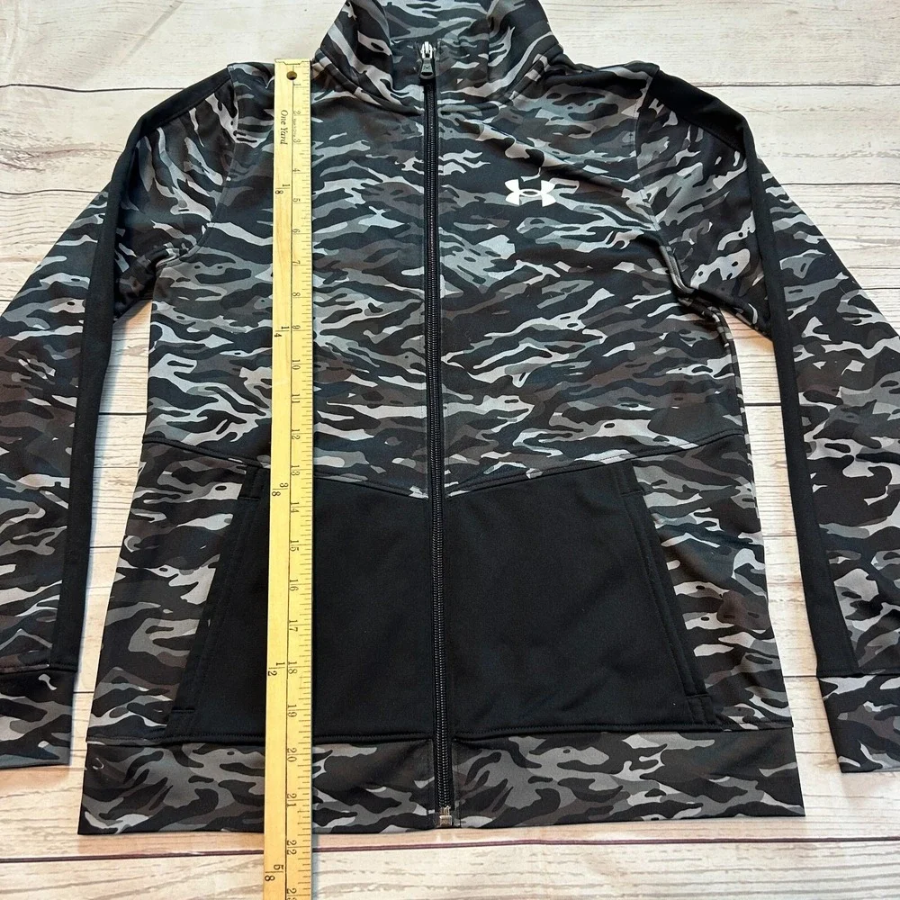 Under‎ Armour Gray Camouflage Camo Full Zip Loose Jacket Youth Boys Size Medium